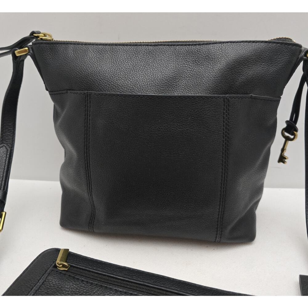 Fossil Beautiful Black Leather Crossbody Bag Purse with Matching Wristlet/Wallet - Picture 6 of 16